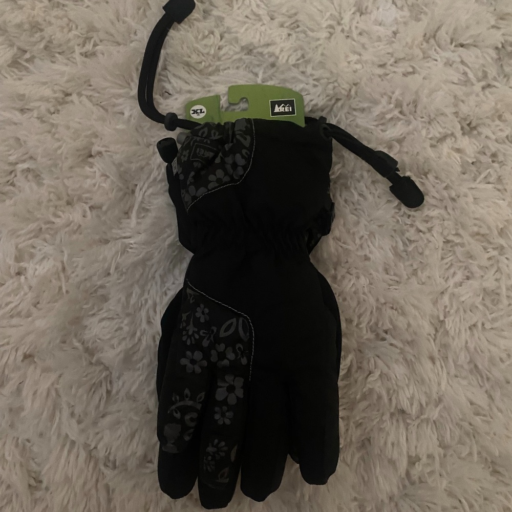 REI gloves